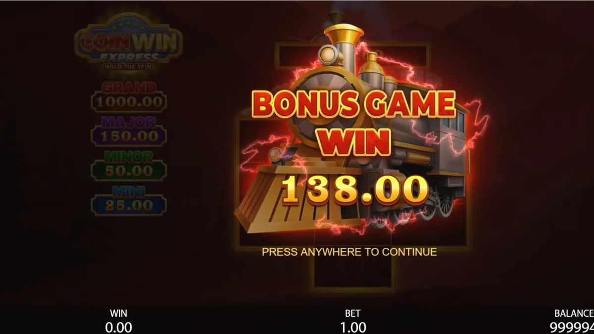 Captura de tela do jogo Coin Win Express: Hold the Spin, mostrando uma locomotiva dourada e rolos roxos com símbolos de frutas e jackpots.